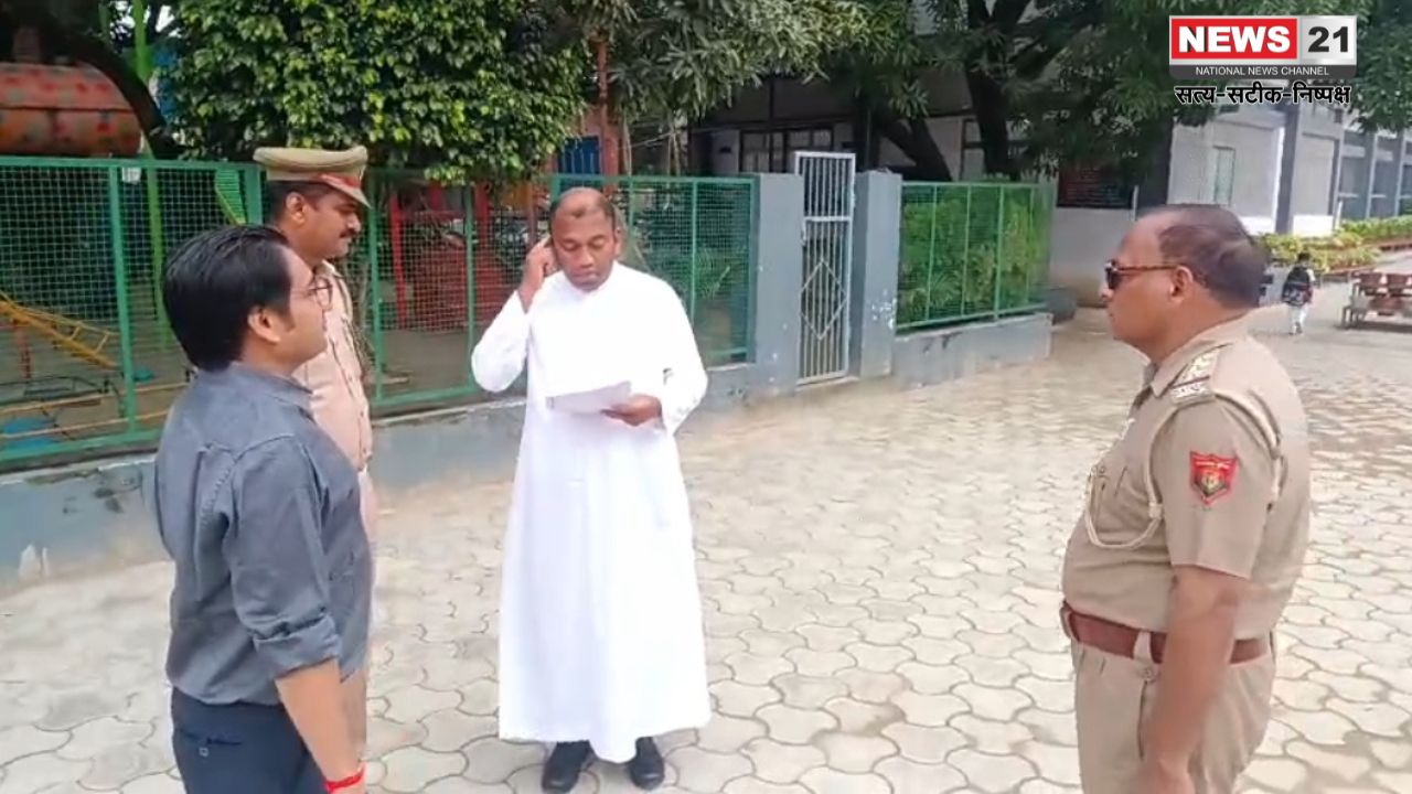 स्कूल वाहनों की चेकिंग